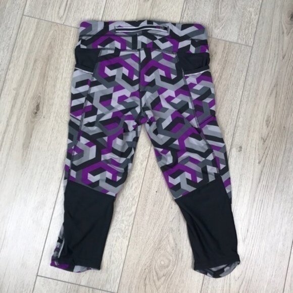 Athleta Crop Multicolor Pants Size XS - Picture 3 of 9